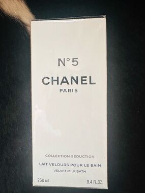 Chanel No. 5 Velvet Milk Bath Lait Velours pour le Bain Collection Seduction